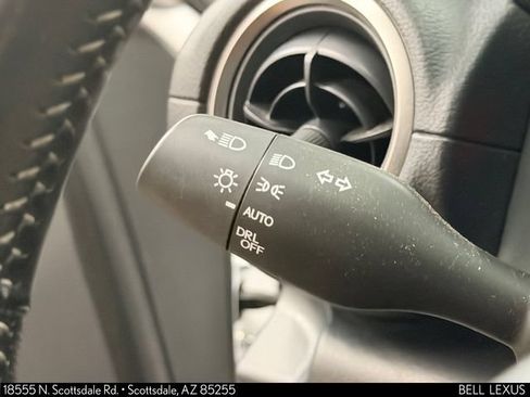 Used 2022 Lexus IS 500 RWD image 33