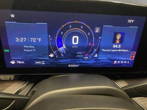 Used 2025 Chevrolet Tahoe LT w/ Comfort Package AWD/4WD image 29