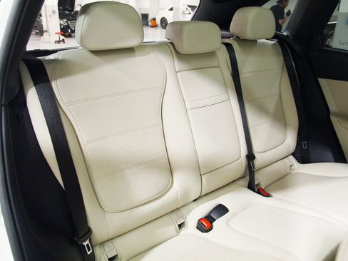 Certified 2025 Mercedes-Benz GLC 300 4MATIC image 27