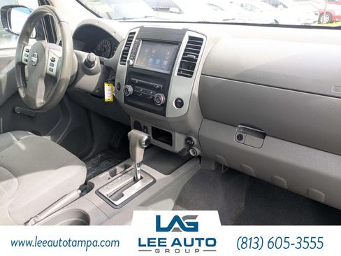 Used 2019 Nissan Frontier S RWD image 12