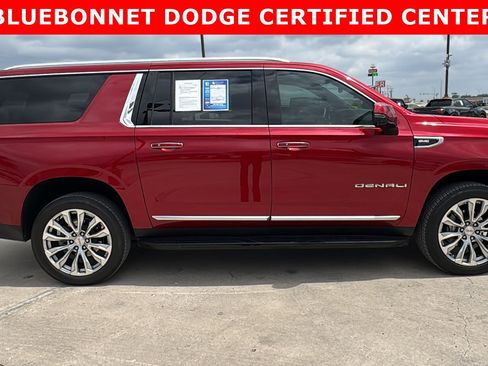 Used 2024 GMC Yukon XL Denali w/ Max Trailering Package image 4