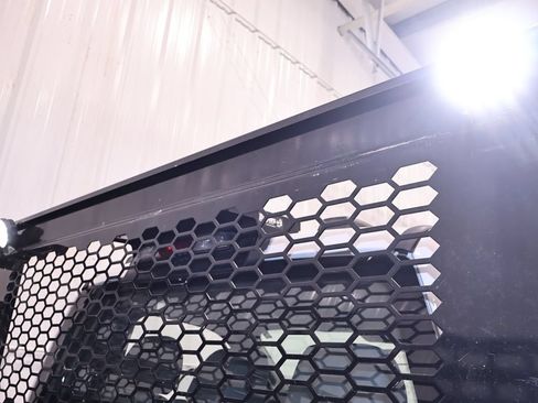 Certified 2022 Ford F550 2WD Regular Cab Super Duty image 30