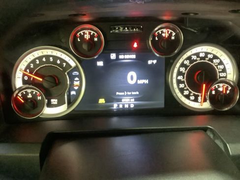 Used 2016 RAM 1500 Big Horn image 35