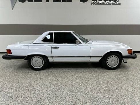 Used 1988 Mercedes-Benz 560 SL image 28