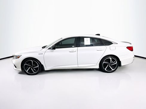 Used 2022 Honda Accord Sport image 4
