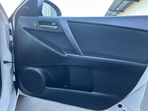 Used 2012 MAZDA MAZDA3 i Touring image 28