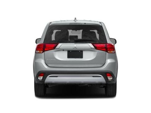 Used 2020 Mitsubishi Outlander ES FWD image 5