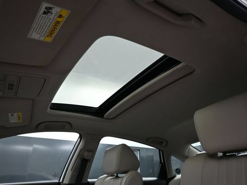 Used 2021 Honda Accord EX-L image 13