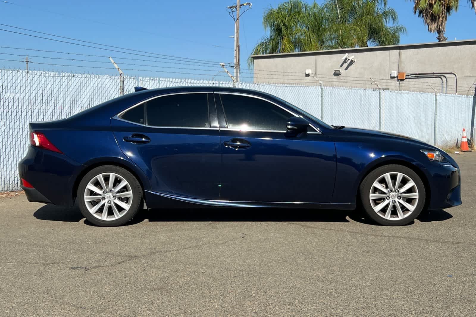Used 2014 Lexus IS 250 RWD image 6