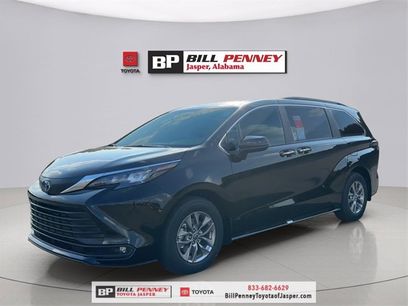 New 2025 Toyota Sienna XLE