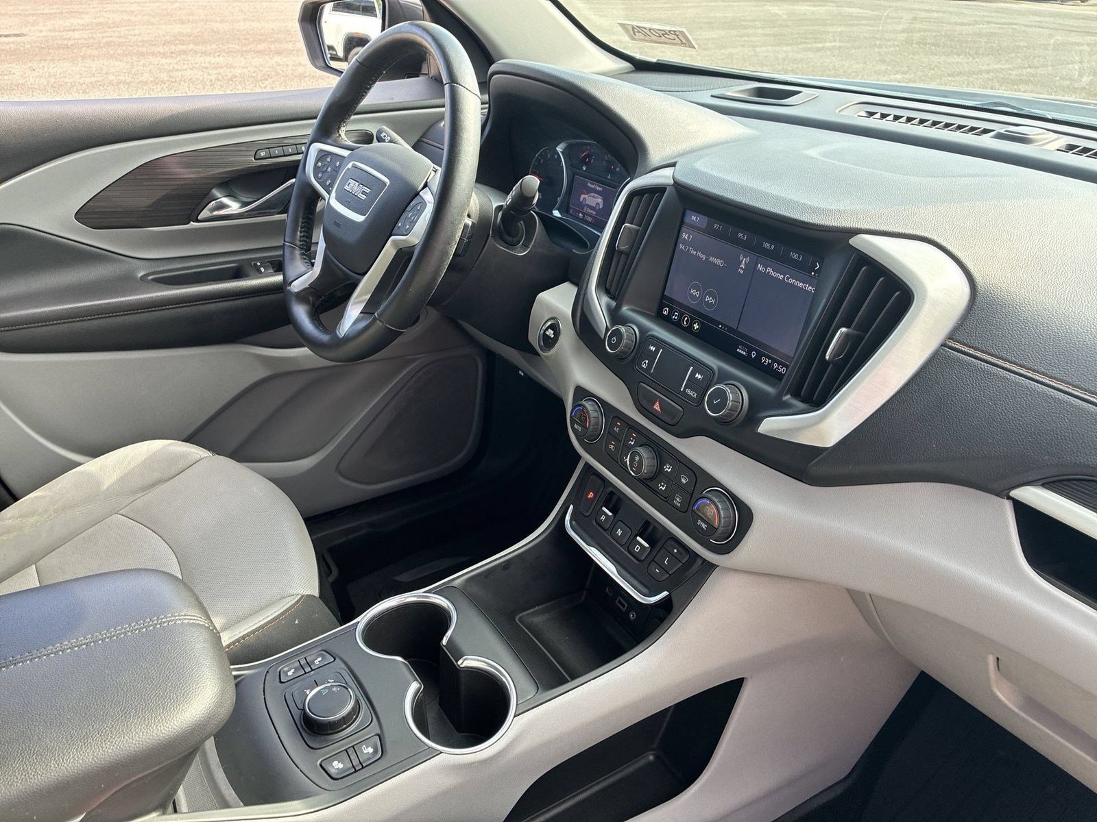 Used 2021 GMC Terrain SLT FWD image 29