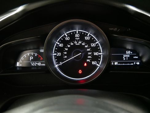 Used 2017 MAZDA MAZDA3 Sport image 22