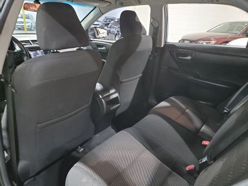 Used 2015 Toyota Camry LE image 22