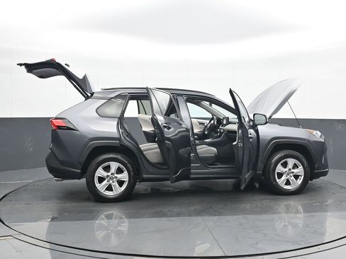 Used 2020 Toyota RAV4 XLE image 26