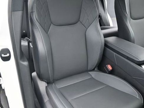 Used 2025 Lexus RX 350 FWD w/ Technology Package image 15