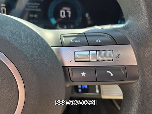 Used 2025 Hyundai Sonata SEL FWD image 27