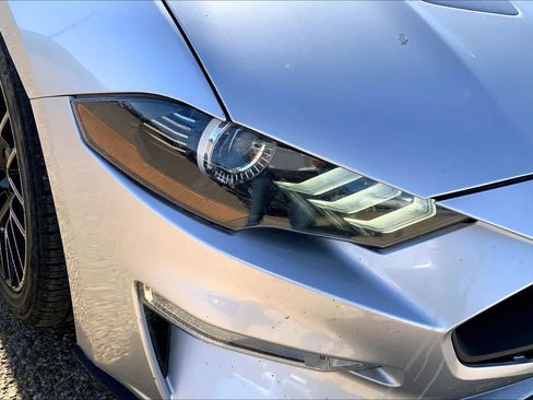 Used 2019 Ford Mustang Premium image 34