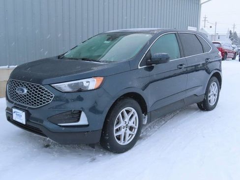 Used 2023 Ford Edge SEL image 8