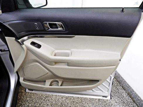 Used 2015 Ford Explorer 4WD image 11