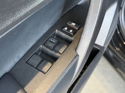 Certified 2018 Toyota Corolla XSE image 19