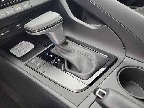 New 2026 Hyundai Elantra Sport FWD image 17