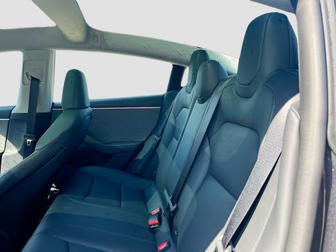 Used 2025 Tesla Model 3 Long Range RWD image 25