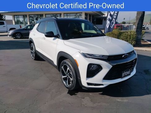 Certified 2023 Chevrolet TrailBlazer RS w/ Sun and Liftgate Package image 2