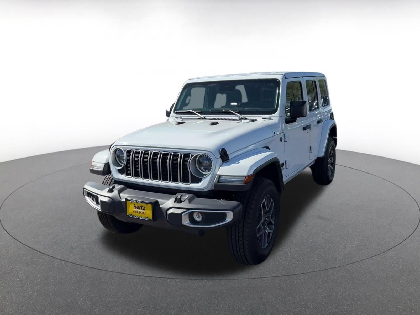 Used 2025 Jeep Wrangler Unlimited Sahara AWD/4WD image 6