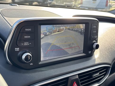 Used 2019 Hyundai Santa Fe Limited image 20