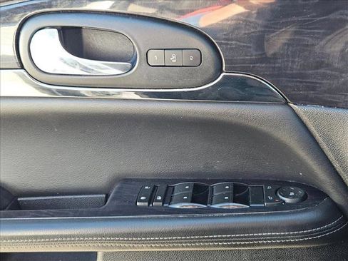 Used 2017 Buick Enclave Leather w/ Enclave Sport Touring Edition image 6