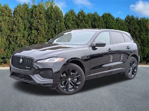 Used 2025 Jaguar F-PACE R-Dynamic S image 1