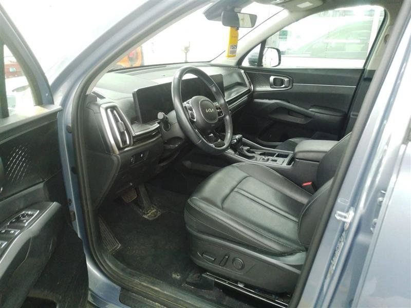 Used 2024 Kia Sorento S AWD/4WD image 5