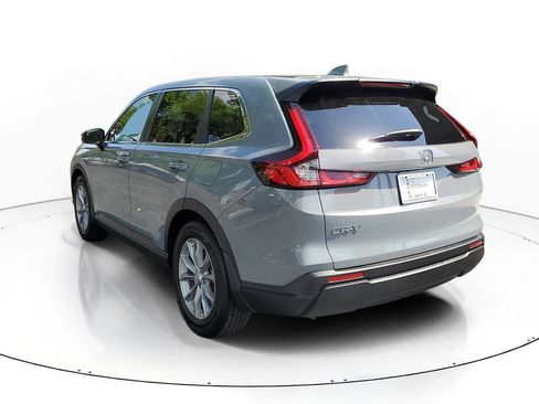Used 2025 Honda CR-V EX image 4