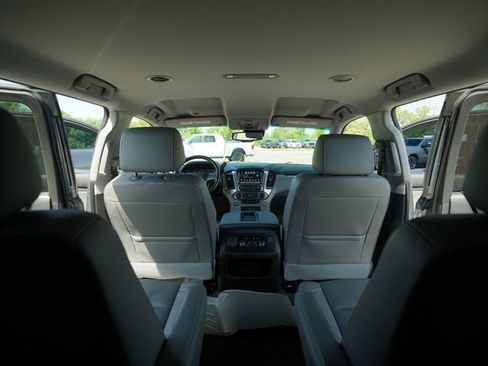 Used 2020 Chevrolet Tahoe LT w/ Luxury Package RWD image 24
