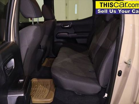 Used 2017 Toyota Tacoma TRD Sport w/ Tow Package image 22