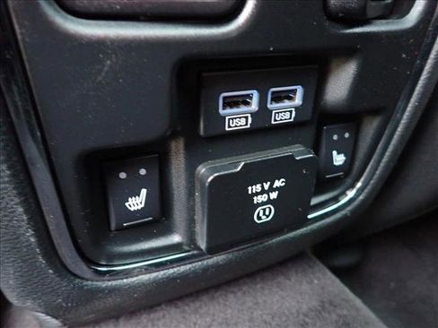 Used 2017 Jeep Grand Cherokee Trailhawk w/ Trailhawk Luxury Group image 11