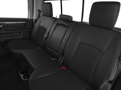 Used 2016 RAM 1500 Big Horn AWD/4WD image 9
