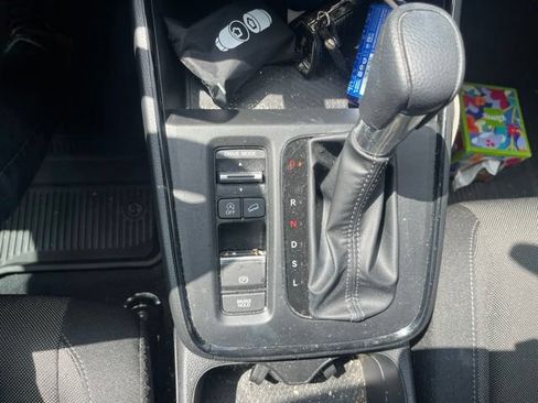 Used 2025 Honda CR-V LX image 16