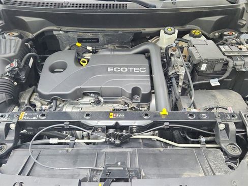 Used 2022 GMC Terrain SLT image 41