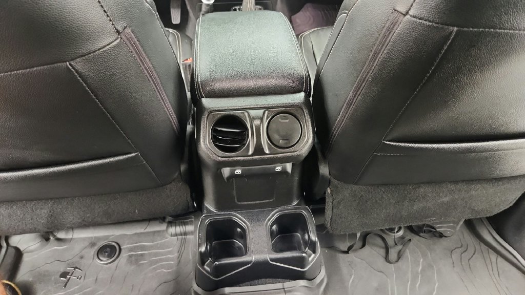 Used 2021 Jeep Wrangler Unlimited Sport AWD/4WD image 40