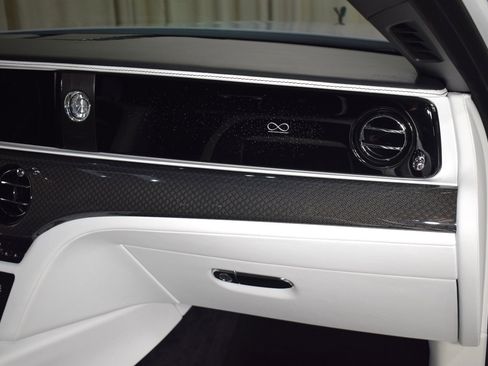 Certified 2022 Rolls-Royce Ghost Black Badge image 25