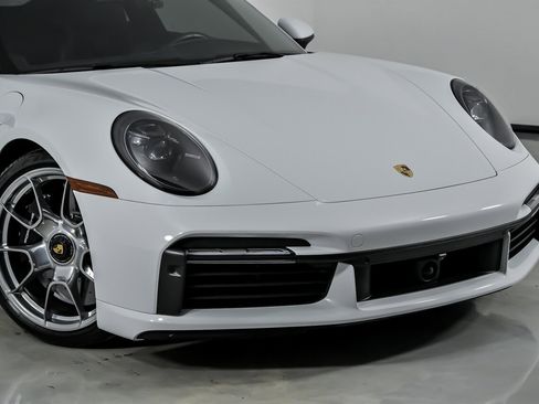 Used 2022 Porsche 911 Turbo S image 3