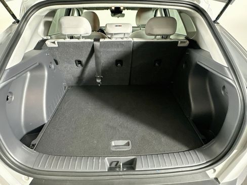 Used 2025 Hyundai Kona SEL FWD image 29