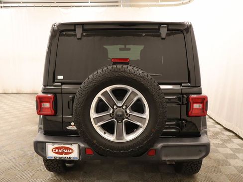 Used 2020 Jeep Wrangler Unlimited Sahara AWD/4WD image 5
