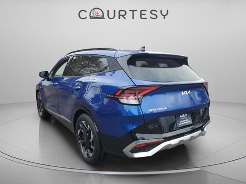 Certified 2023 Kia Sportage SX image 2