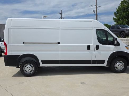 New 2026 RAM ProMaster 2500 FWD image 6