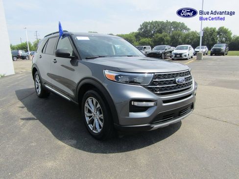 Certified 2024 Ford Explorer XLT w/ Equipment Group 202A AWD/4WD image 11