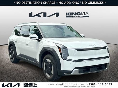 Used 2024 Kia EV9 Wind AWD/4WD image 1