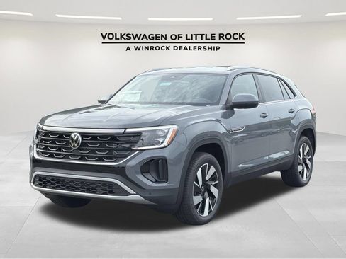 New 2026 Volkswagen Atlas Cross Sport SE FWD image 1
