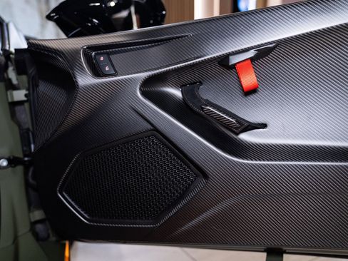 Used 2022 Lamborghini Huracan STO image 29